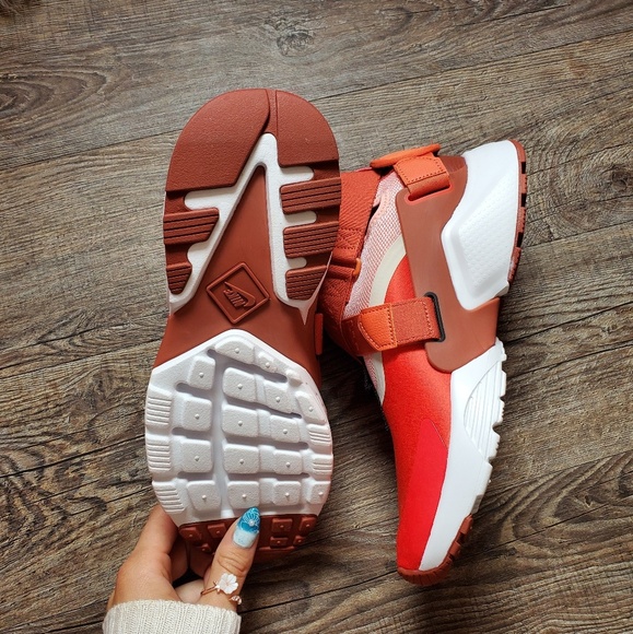 NEW Nike Huarache City - Picture 6 of 8
